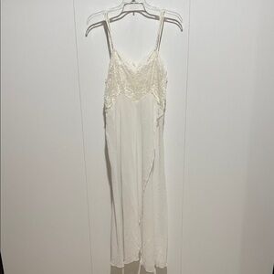 Ivory Lace Chemise